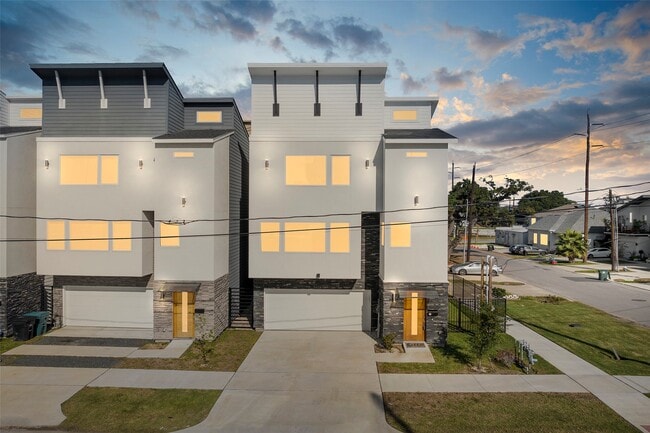 property at 2413 Pease St