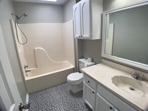 2625 Briarcliff Dr in Moore, OK - Building Photo - Building Photo