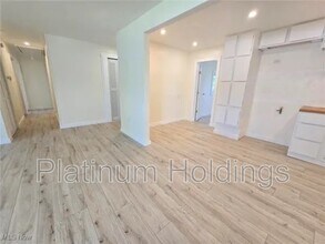 10306 Winthrop Rd in Streetsboro, OH - Building Photo - Building Photo