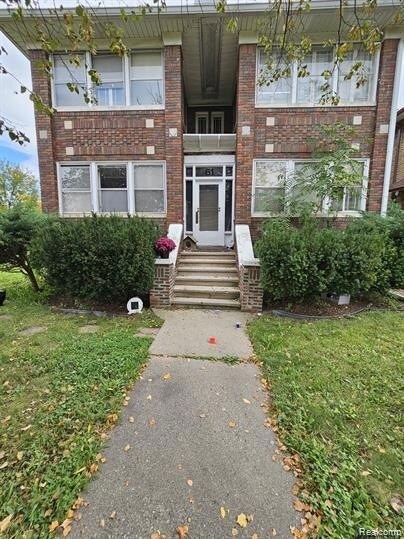 59 W Margaret St in Highland Park, MI - Building Photo