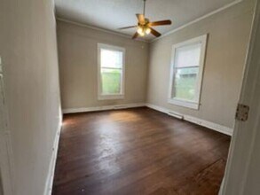 1112 Olympia Ave in Columbia, SC - Foto de edificio - Building Photo