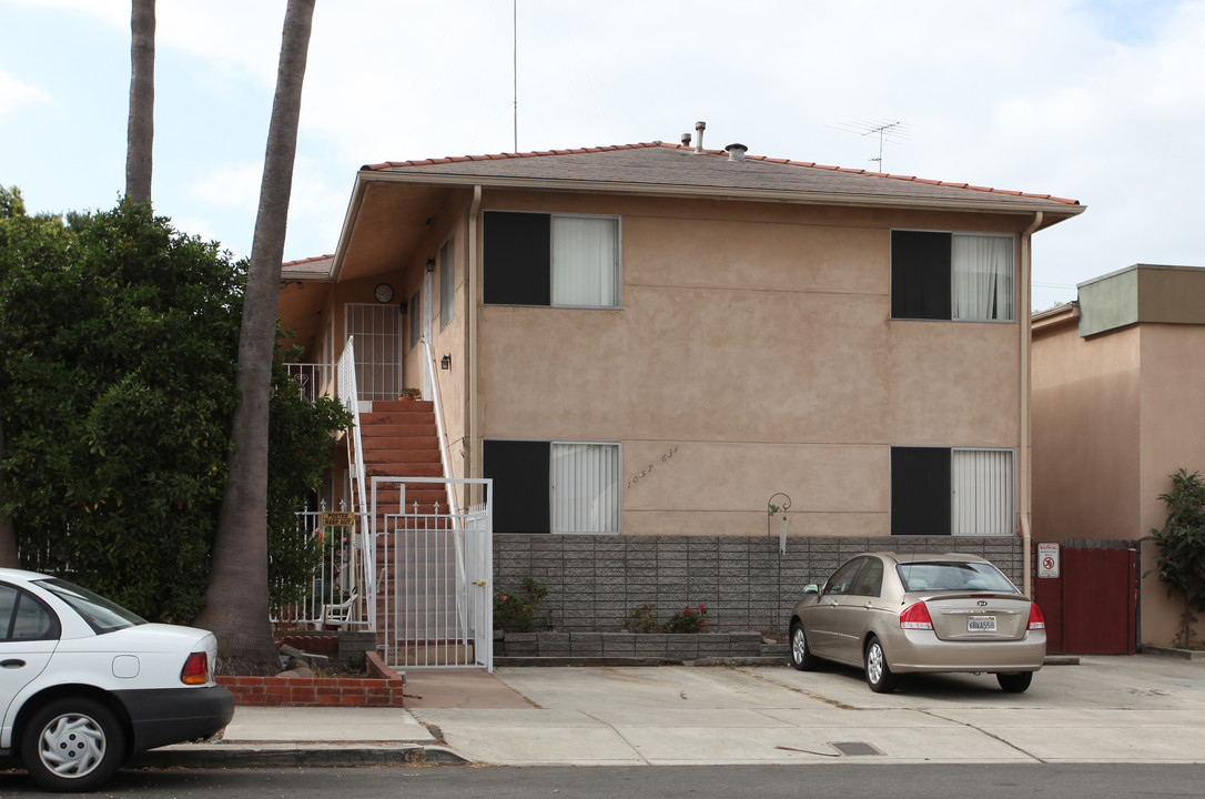 1057-1063 Essex St in San Diego, CA - Building Photo