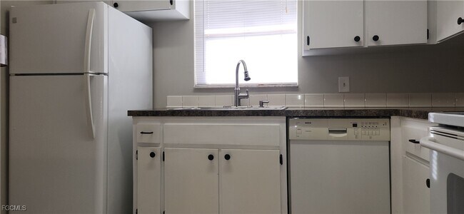 property at 3609 SE 9th Pl