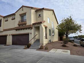 1180 Via Vernio in Henderson, NV - Building Photo - Building Photo