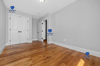 146 Bremen St, Unit 1 in Boston, MA - Foto de edificio - Building Photo