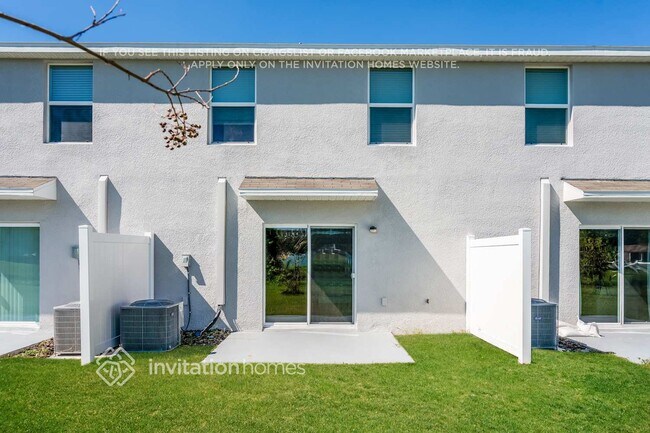3622 Fulton Ferry Ln in Tampa, FL - Building Photo - Building Photo
