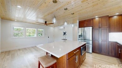 4566 Sierra Dr in Honolulu, HI - Building Photo - Building Photo