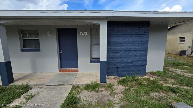 property at 608 Jupiter Ave NW