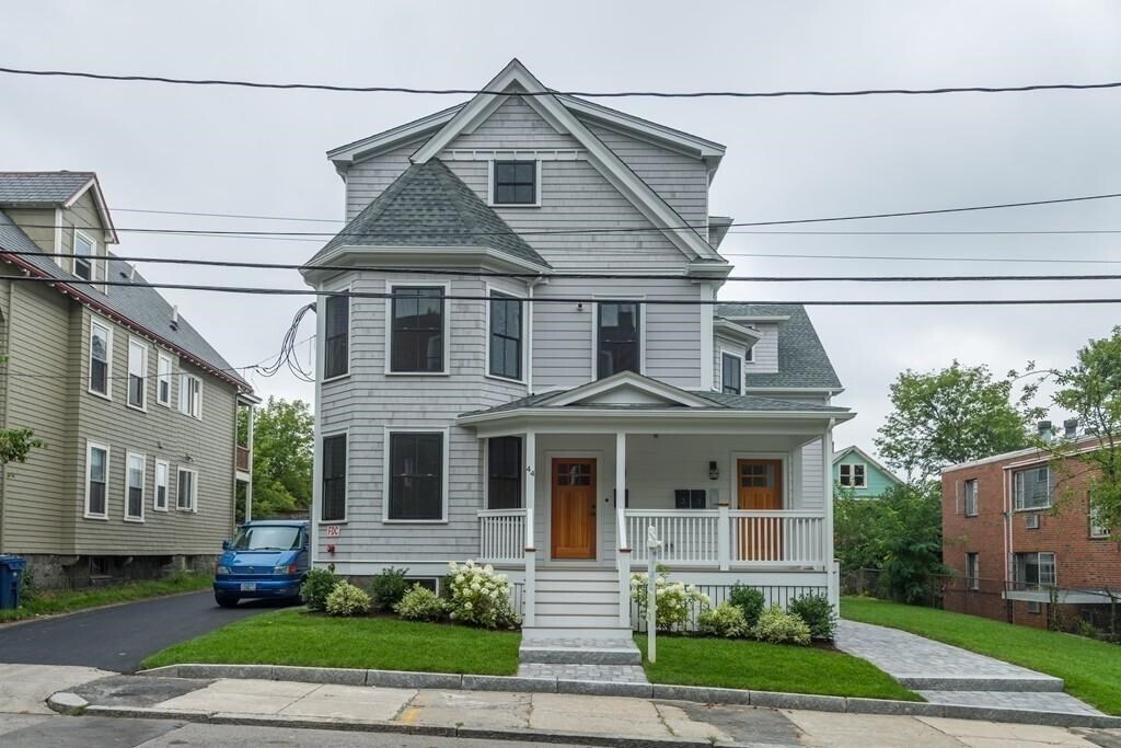 25 Evergreen St in Boston, MA - Building Photo