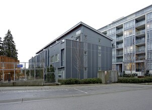 4852-4898 eldorado Mews in Vancouver, BC - Building Photo - Building Photo