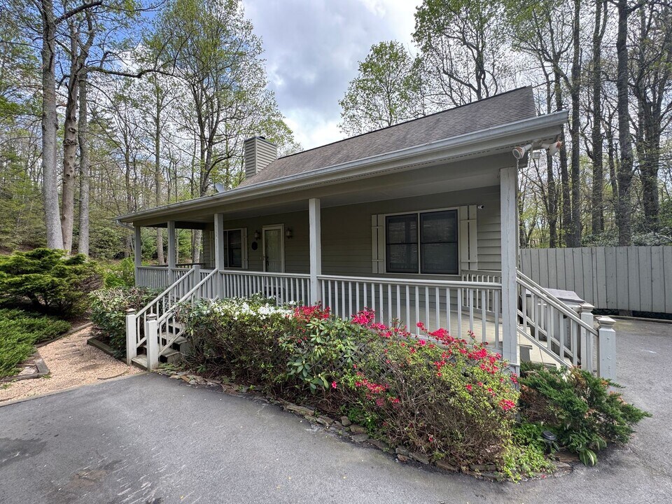 1419 Russ Cornett Rd in Boone, NC - Building Photo