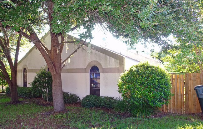 783-785 8th St in Clermont, FL - Foto de edificio - Building Photo