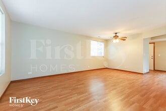 1662 Park Vista Ln in Aurora, IL - Building Photo - Building Photo