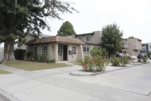 19162 Florida St in Huntington Beach, CA - Building Photo