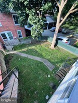 129 W Miner St in West Chester, PA - Building Photo