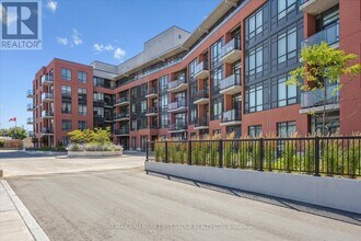 1010 Dundas St E in Whitby, ON - Building Photo - Building Photo