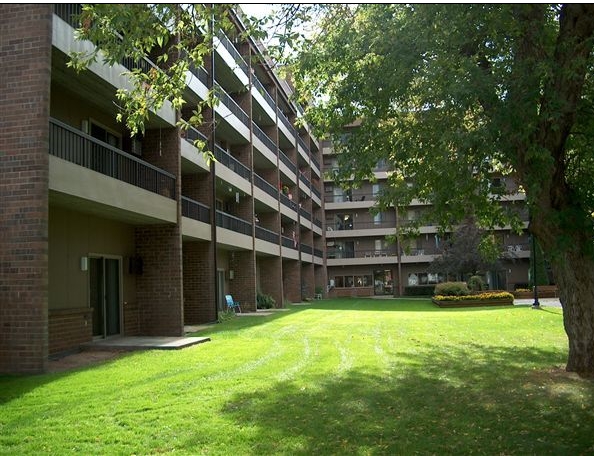 Harbor View Apartments in Cadillac, MI - Building Photo - Building Photo