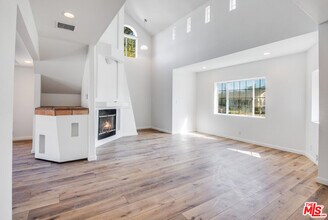 4931 Stern Ave in Los Angeles, CA - Building Photo - Building Photo