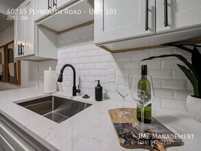 40365 Plymouth Rd in Plymouth, MI - Building Photo - Building Photo