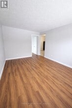 184 Simcoe St in London, ON - Building Photo - Building Photo