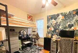 112 Hillside St, Unit #1 in Boston, MA - Building Photo - Building Photo