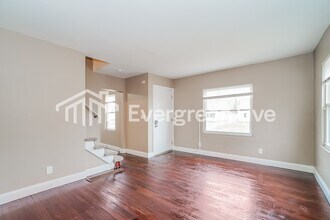 2181 Middlehurst Dr in Columbus, OH - Building Photo - Building Photo