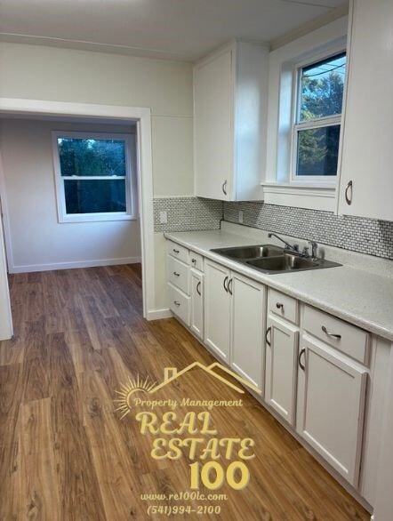 2633 NE Holmes Rd in Lincoln City, OR - Building Photo - Building Photo