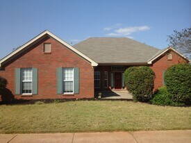 106 Grasmere Ct in Prattville, AL - Building Photo