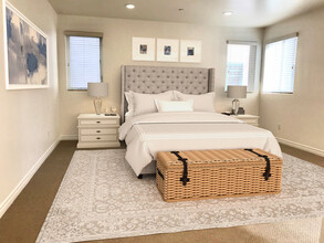 206 S Lucia Ave, Unit B in Redondo Beach, CA - Foto de edificio - Building Photo