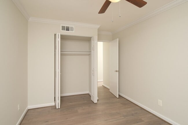 138 Duvall Ln in Gaithersburg, MD - Building Photo - Building Photo