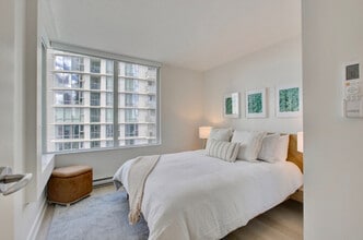 1408 Strathmore Mews in Vancouver, BC - Building Photo - Building Photo
