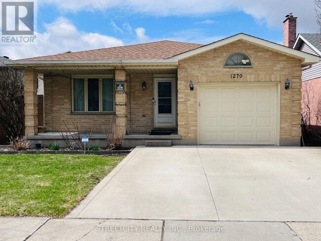 property at 1279 Aldersbrook Rd