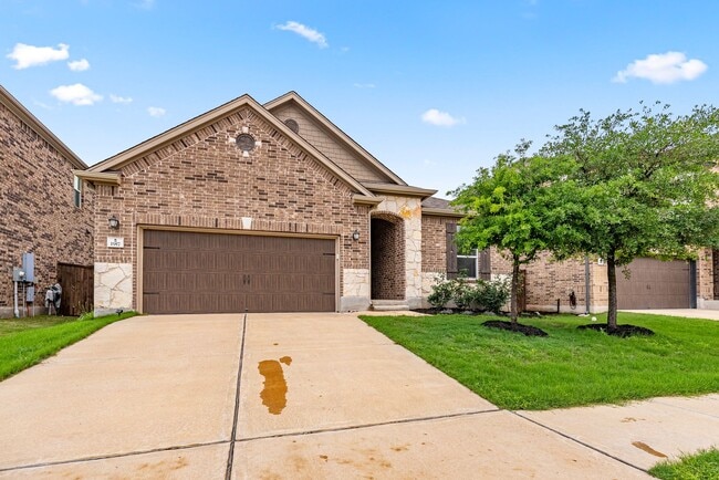 1917 Stinnett Dr in Leander, TX - Building Photo - Building Photo