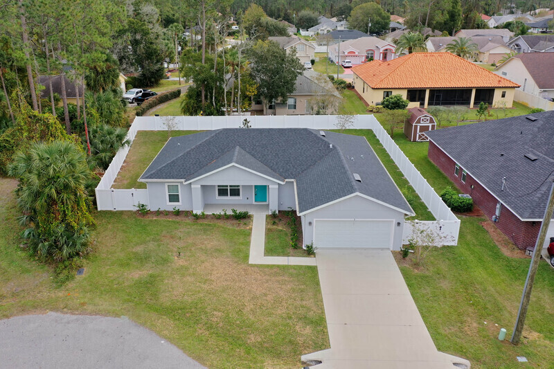 8 Waywood Pl in Palm Coast, FL - Building Photo