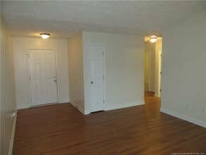 2212 Cliff Swallow Drive in Fayetteville, NC - Building Photo - Building Photo