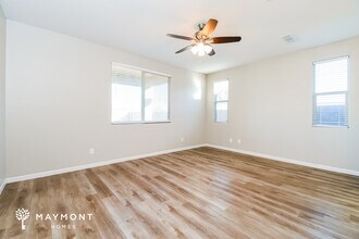 4404 W Federal Way in Queen Creek, AZ - Foto de edificio - Building Photo