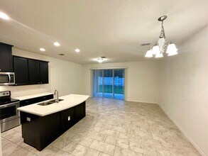 154 Mitchell Crk Wy in Oviedo, FL - Building Photo - Building Photo