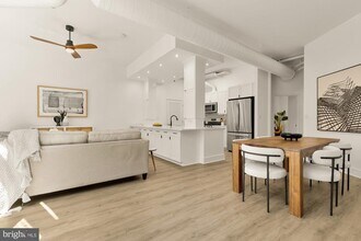 1700 Kalorama Rd NW in Washington, DC - Building Photo - Building Photo