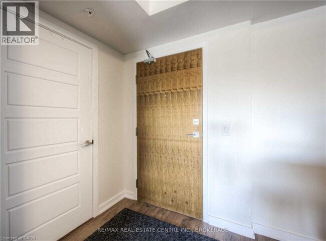 25 Kay Cres in Guelph, ON - Building Photo - Building Photo