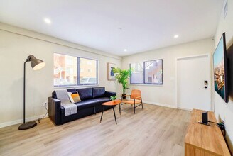 700 SW 11th Ave in Miami, FL - Building Photo - Building Photo