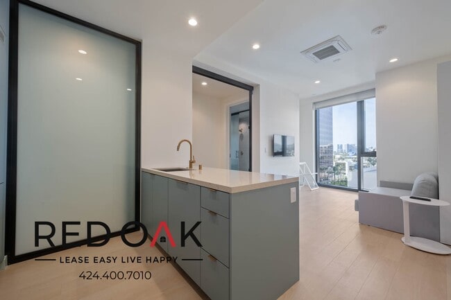 6401 Wilshire Blvd