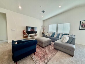 13895 Vantage St in Moreno Valley, CA - Building Photo - Building Photo