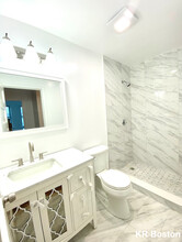 20 Imrie Rd, Unit 2 in Boston, MA - Foto de edificio - Building Photo