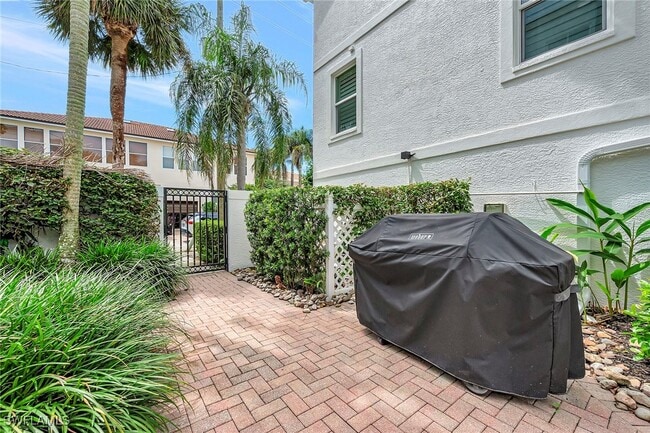 property at 1004 5th St S