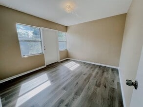 318 Carey Pl in Lakeland, FL - Building Photo - Building Photo