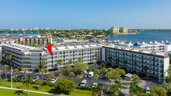 999 Anglers Cove in Marco Island, FL - Building Photo