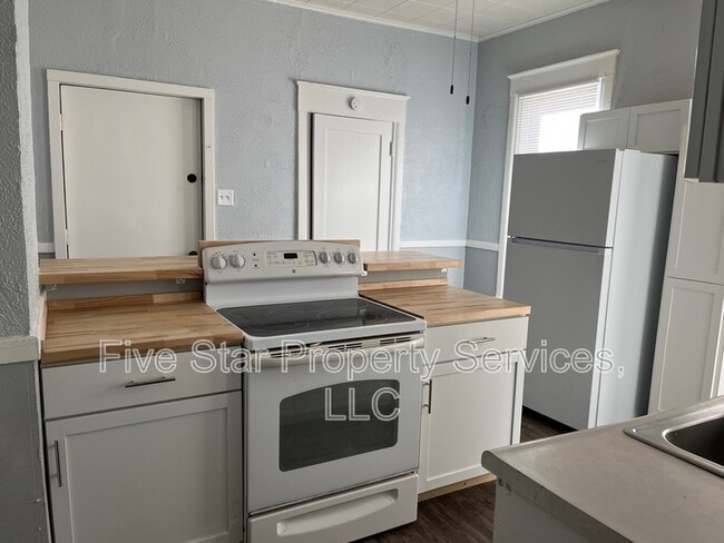 400 W Allen St in Springfield, IL - Building Photo - Building Photo