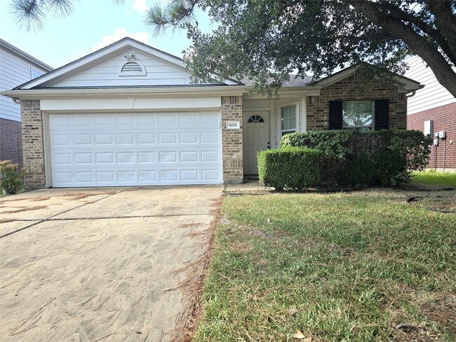 16515 Grenada Falls Dr