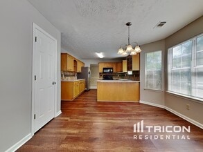 2711 Woodside Dr in Duluth, GA - Building Photo - Building Photo