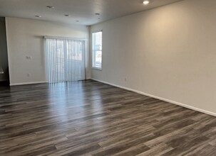 459 Zeppelin Wy in Fort Collins, CO - Building Photo - Building Photo